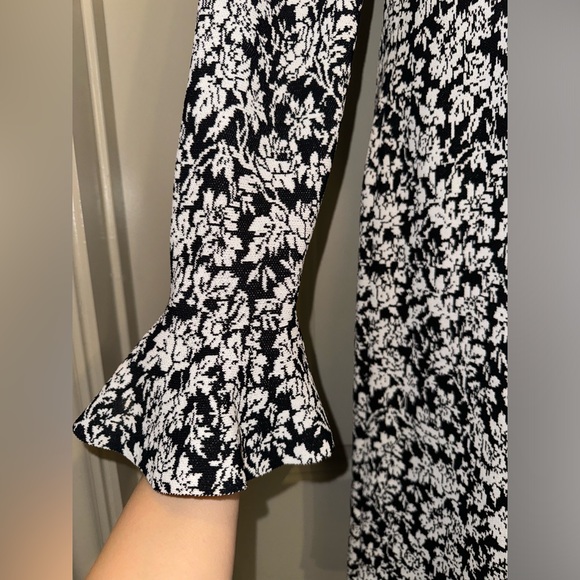 MICHAEL KORS White Black Floral Bodycon Knit Dress size XL - Picture 7 of 15